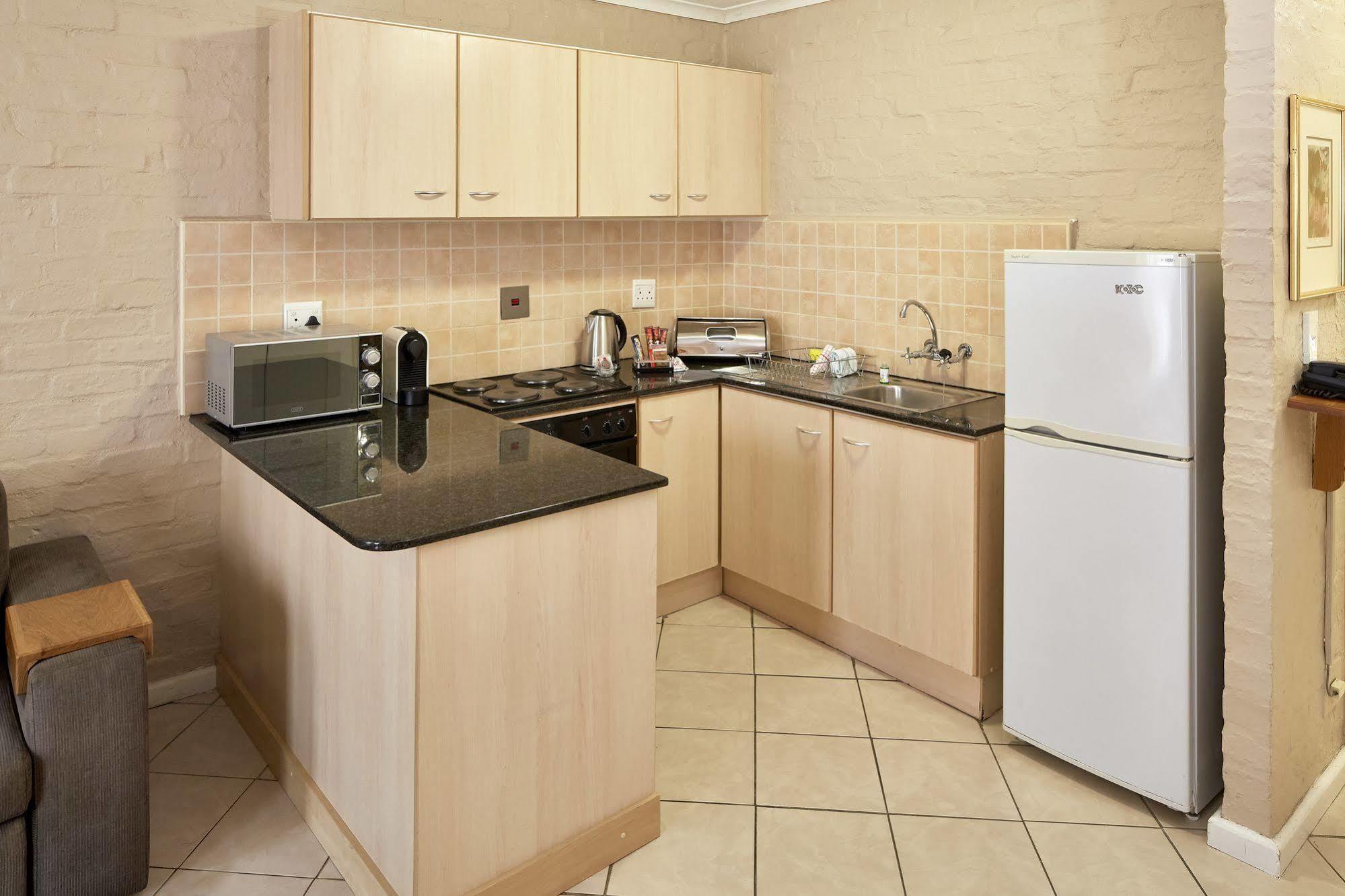 First Group Hastings Hall Apartment Cape Town Exterior photo